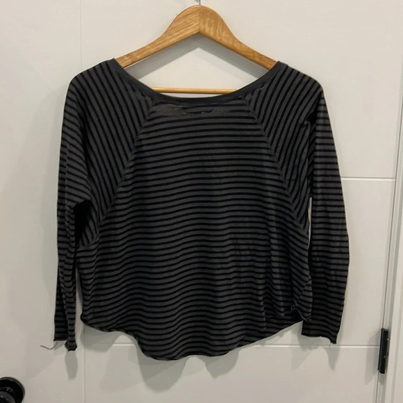 Billabong long sleeve short style shirt  size small - Picture 7 of 7